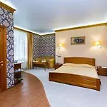 Klumba Hotel
